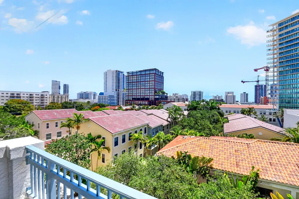 403 S Sapodilla Avenue West Palm Beach FL 33401