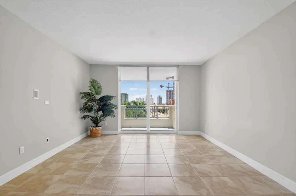 403 S Sapodilla Avenue West Palm Beach FL 33401