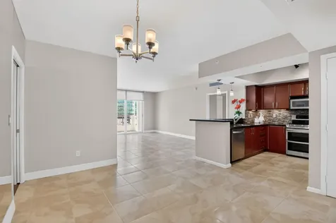 403 S Sapodilla Avenue West Palm Beach FL 33401