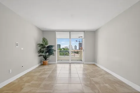 403 S Sapodilla Avenue West Palm Beach FL 33401
