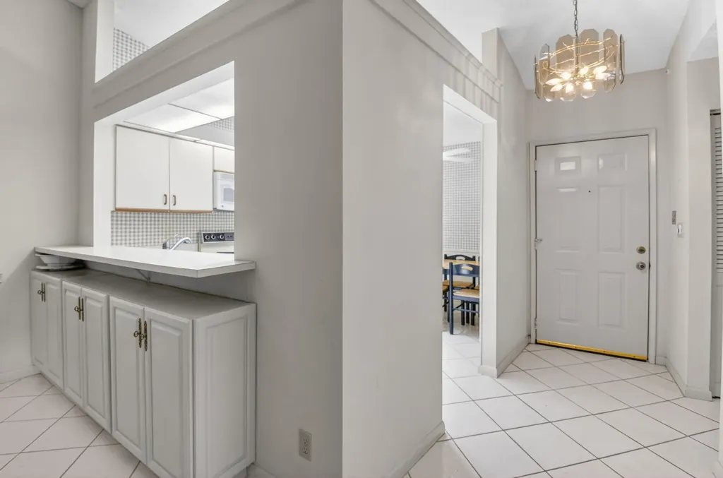 10939 Roebelini Palm Court Boynton Beach FL 33437