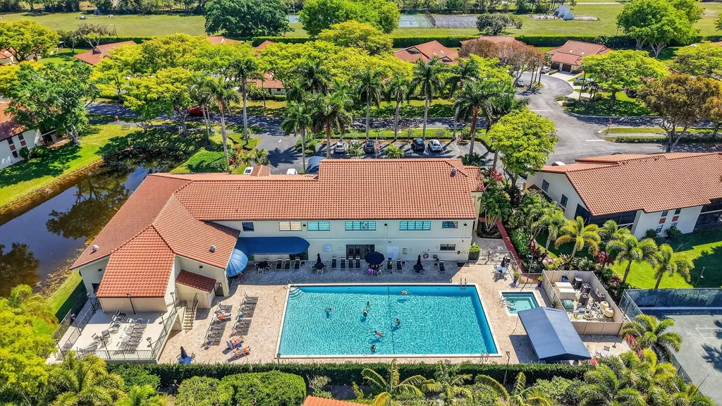 10939 Roebelini Palm Court Boynton Beach FL 33437