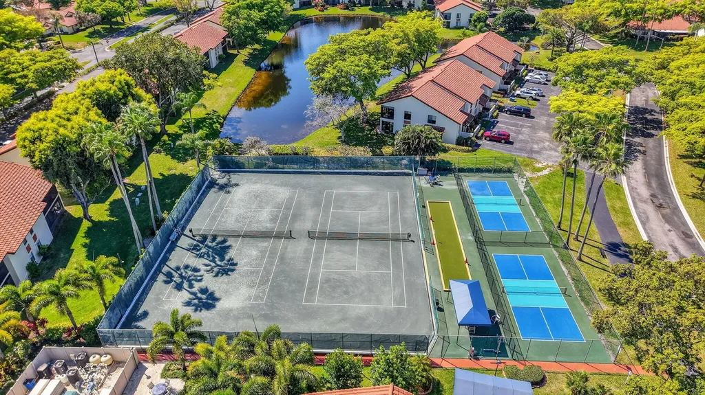 10939 Roebelini Palm Court Boynton Beach FL 33437