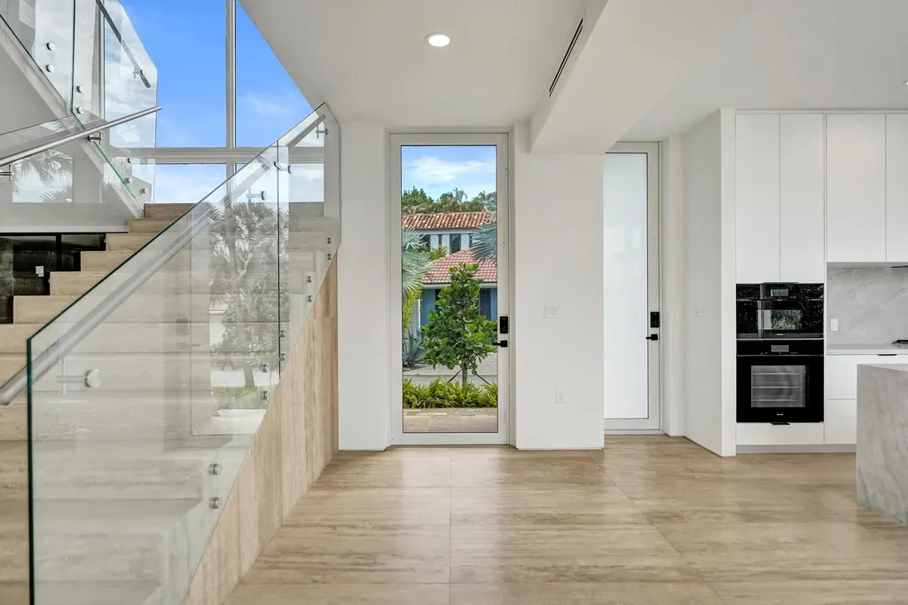 824 W Marbella Lane Lantana FL 33462