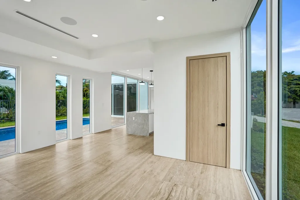 824 W Marbella Lane Lantana FL 33462
