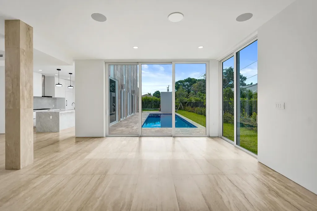 824 W Marbella Lane Lantana FL 33462