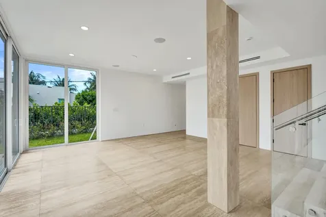 824 W Marbella Lane Lantana FL 33462