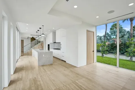 824 W Marbella Lane Lantana FL 33462