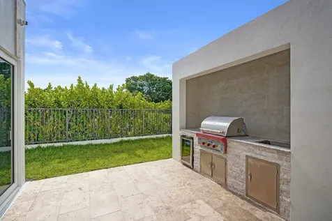 824 W Marbella Lane Lantana FL 33462