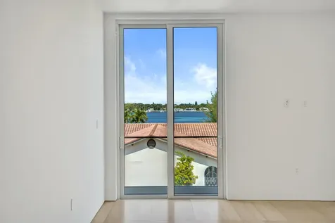 824 W Marbella Lane Lantana FL 33462