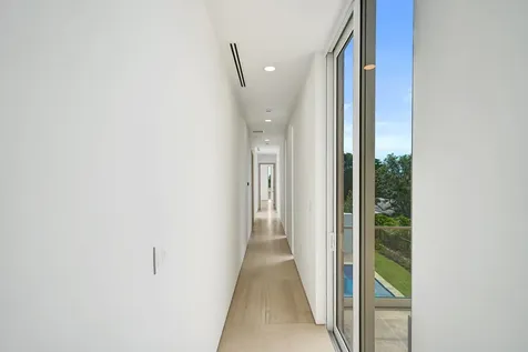 824 W Marbella Lane Lantana FL 33462