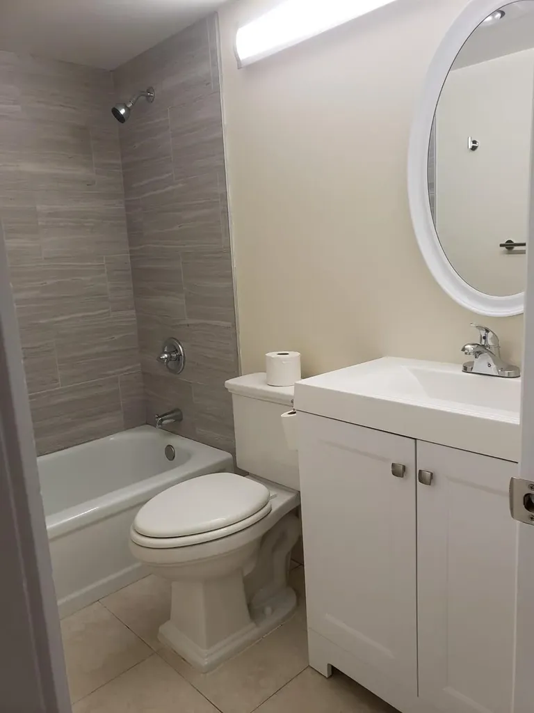 146 Canterbury West Palm Beach FL 33417
