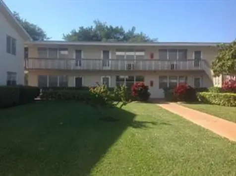 146 Canterbury West Palm Beach FL 33417
