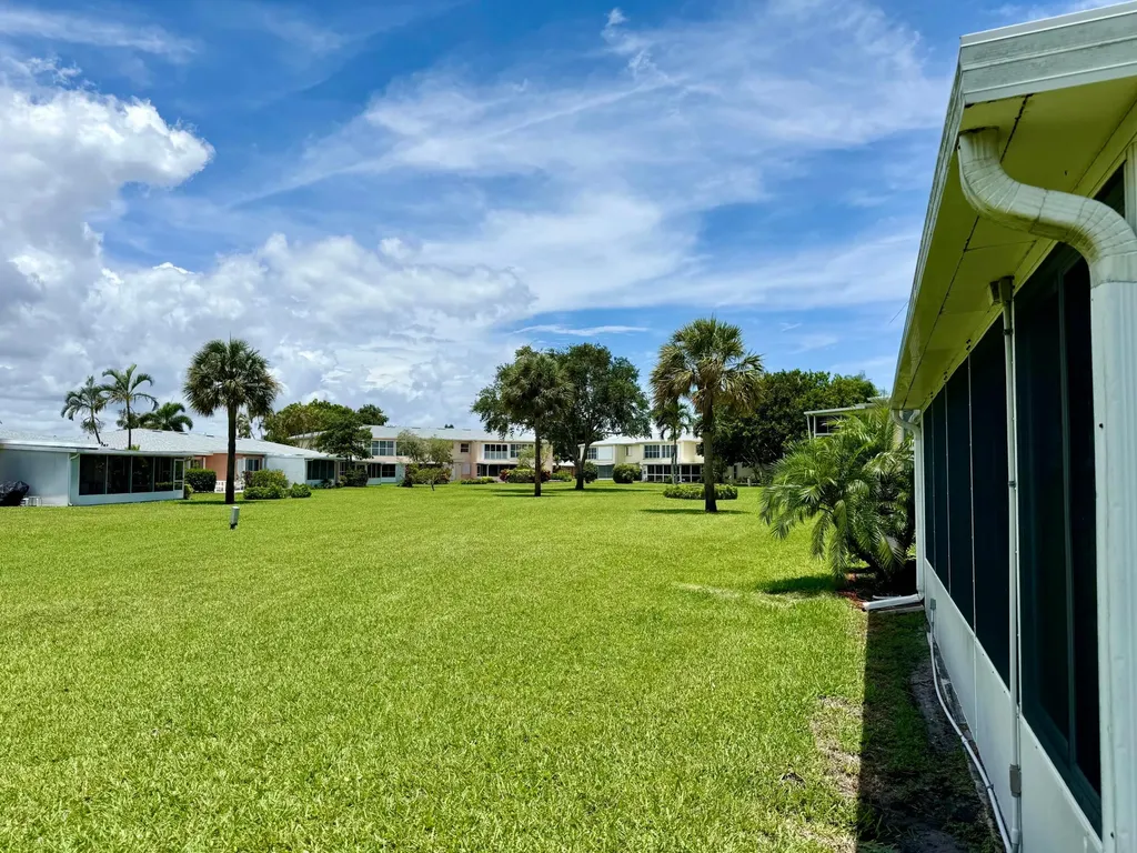 1460 NW 19th Terrace Delray Beach FL 33445
