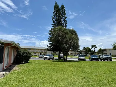 1460 NW 19th Terrace Delray Beach FL 33445