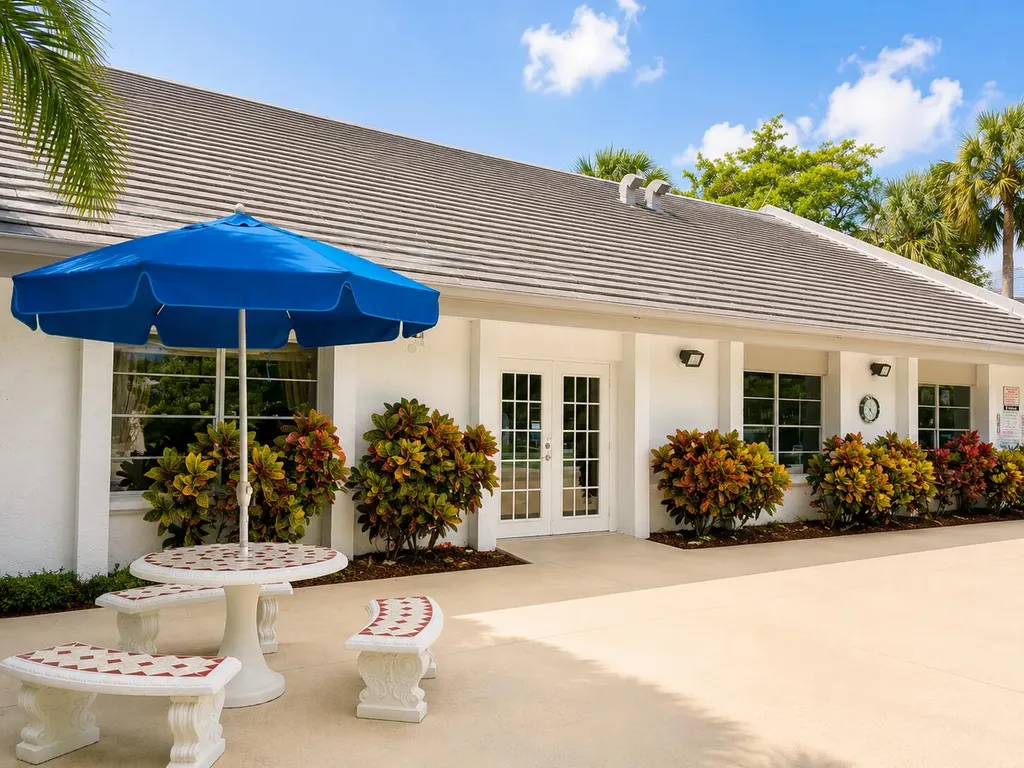 711 N Pine Island Road Plantation FL 33324