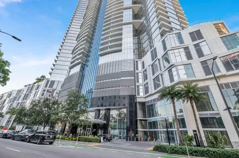 851 NE 1st Avenue Miami FL 33132