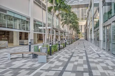 851 NE 1st Avenue Miami FL 33132
