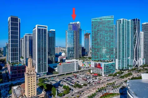 851 NE 1st Avenue Miami FL 33132