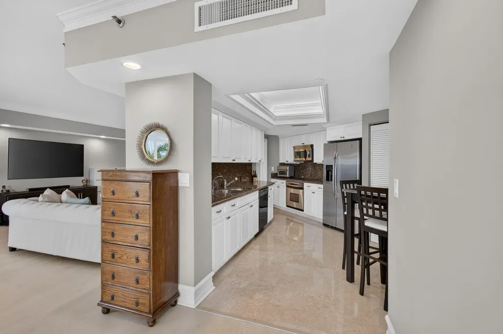 300 SE 5th Avenue Boca Raton FL 33432