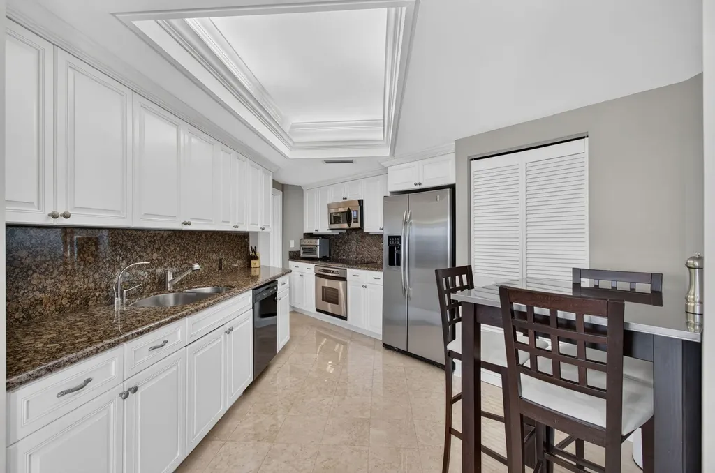 300 SE 5th Avenue Boca Raton FL 33432