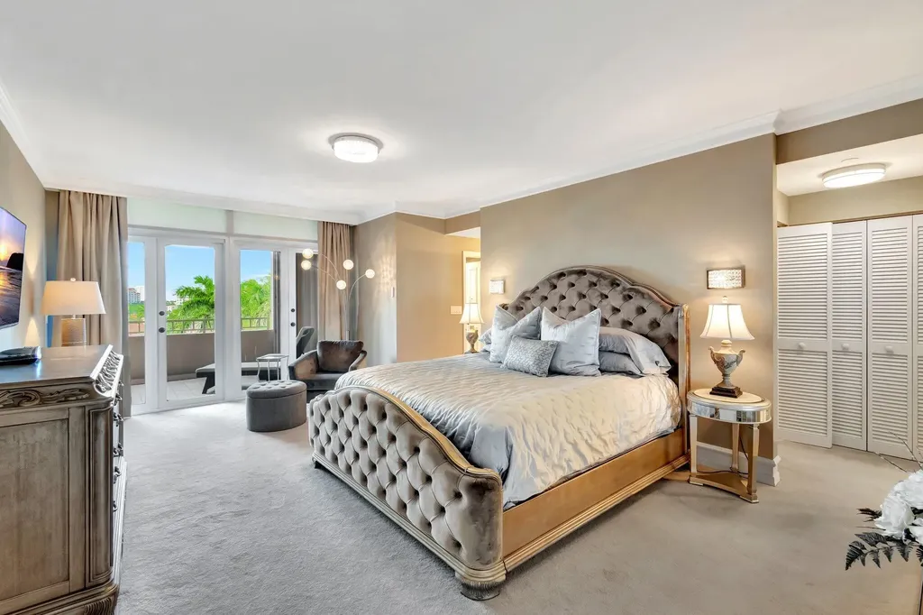 300 SE 5th Avenue Boca Raton FL 33432