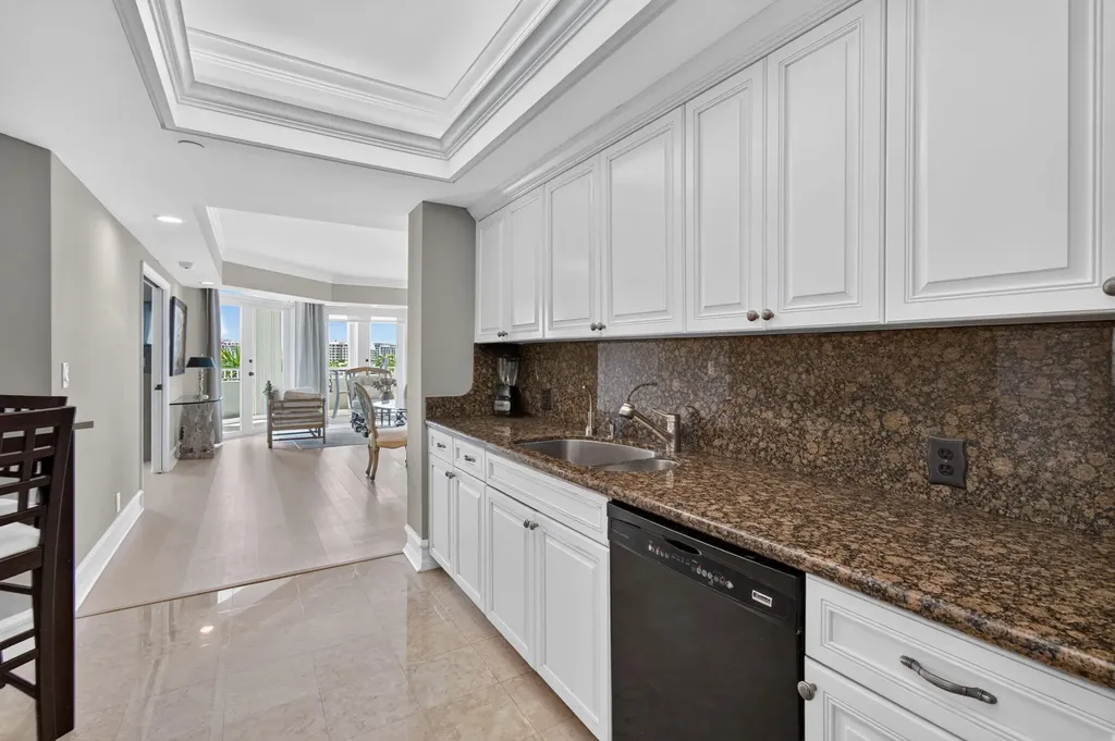 300 SE 5th Avenue Boca Raton FL 33432