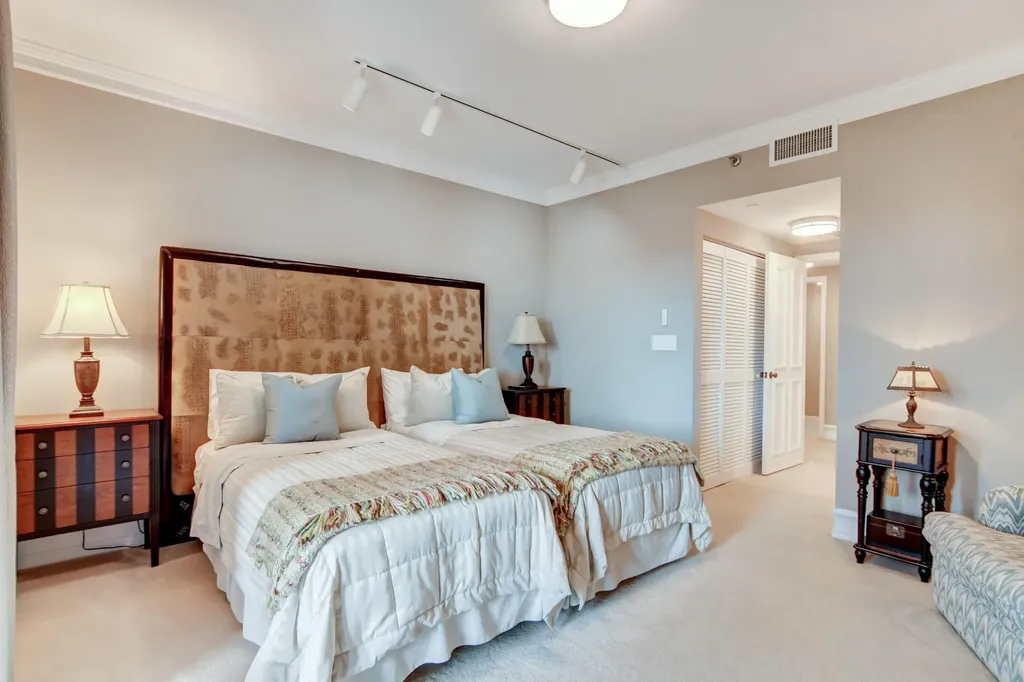 300 SE 5th Avenue Boca Raton FL 33432