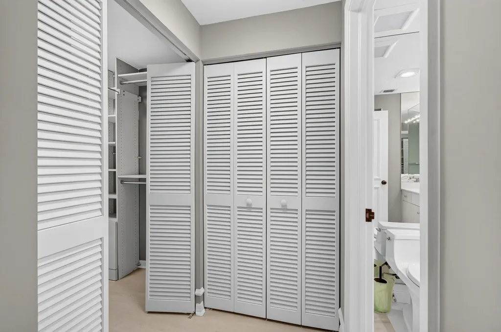 300 SE 5th Avenue Boca Raton FL 33432