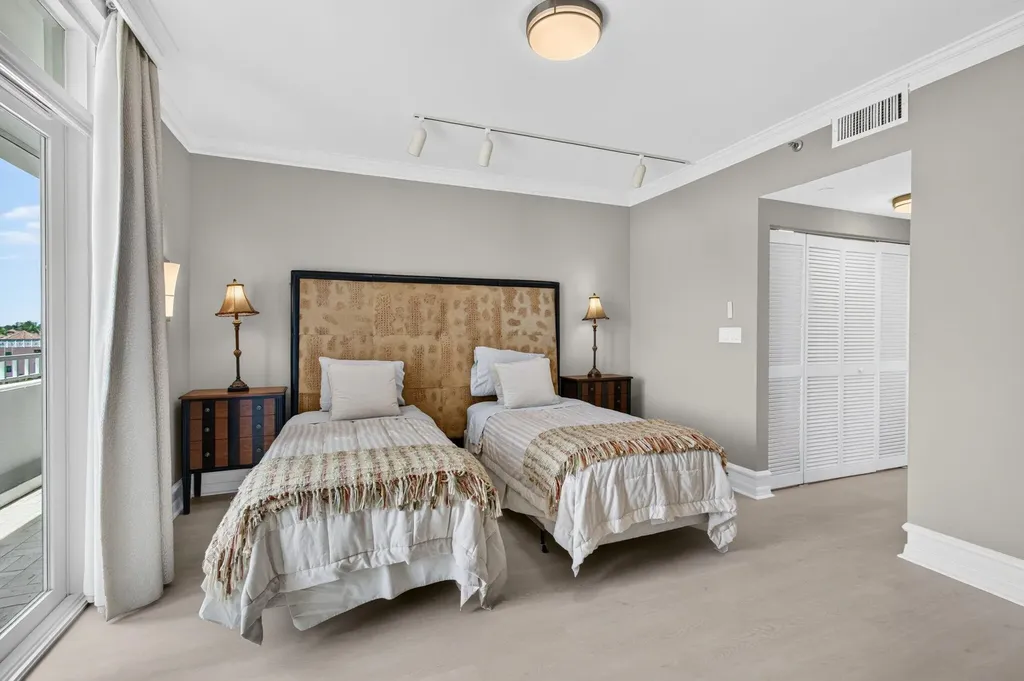 300 SE 5th Avenue Boca Raton FL 33432