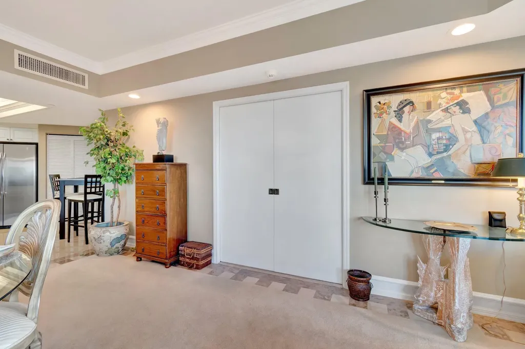 300 SE 5th Avenue Boca Raton FL 33432