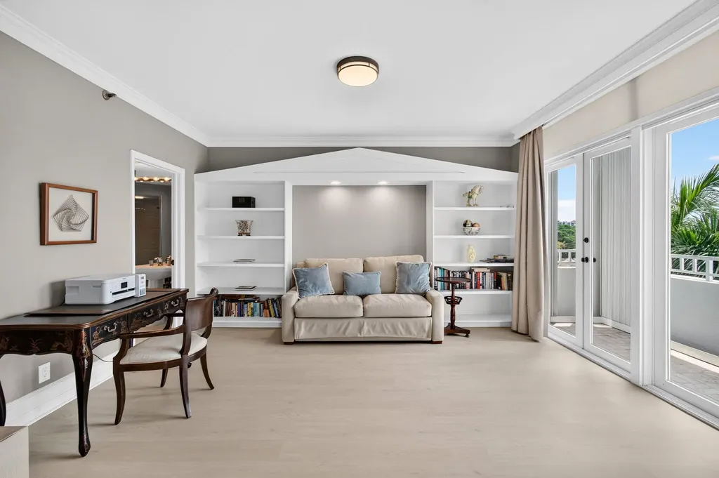 300 SE 5th Avenue Boca Raton FL 33432