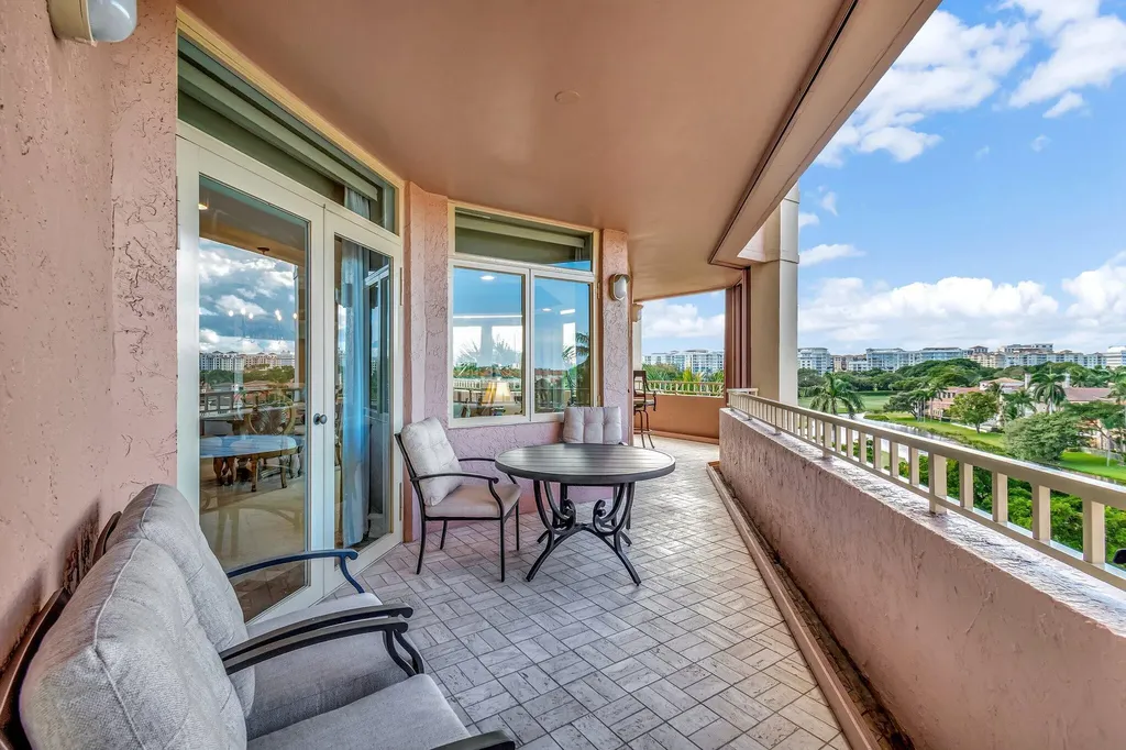 300 SE 5th Avenue Boca Raton FL 33432