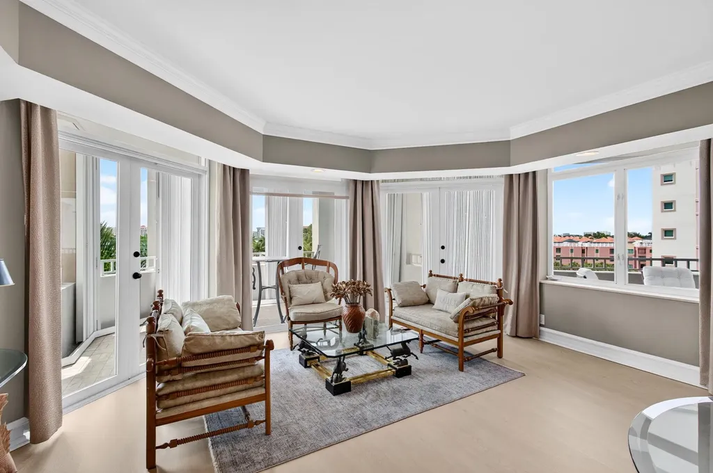 300 SE 5th Avenue Boca Raton FL 33432