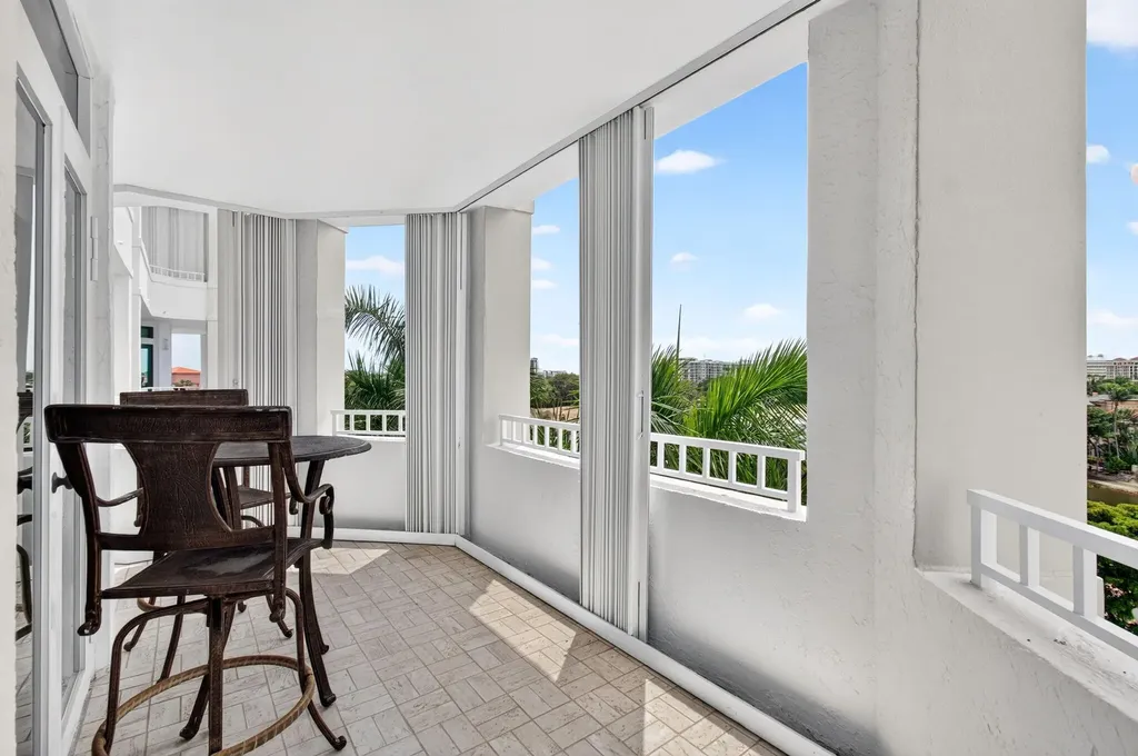300 SE 5th Avenue Boca Raton FL 33432