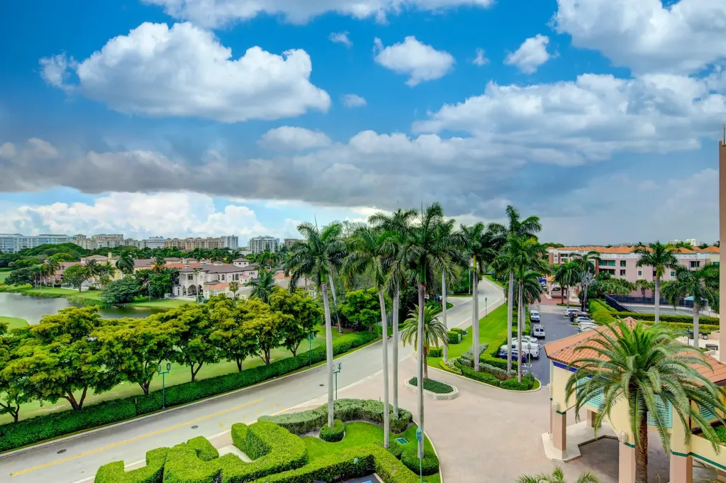 300 SE 5th Avenue Boca Raton FL 33432