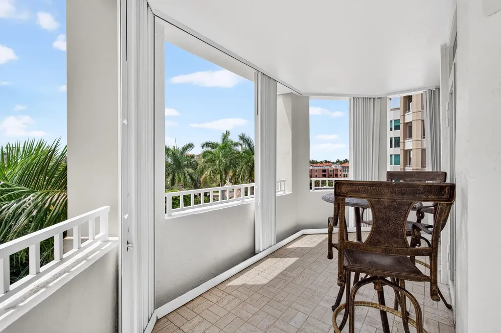300 SE 5th Avenue Boca Raton FL 33432