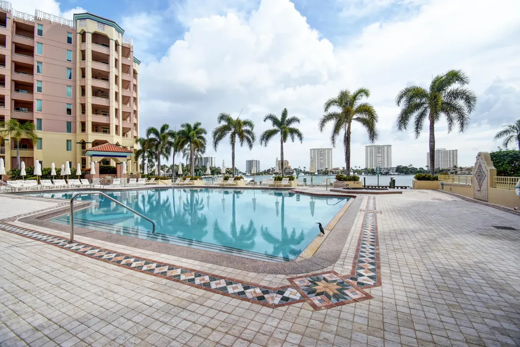 300 SE 5th Avenue Boca Raton FL 33432