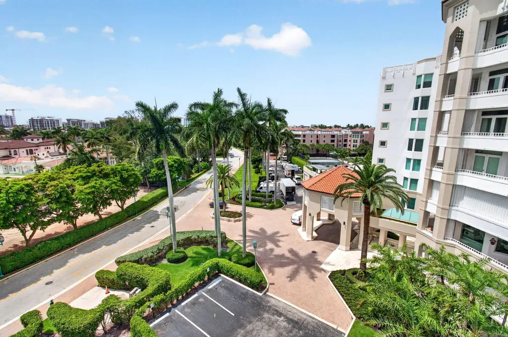 300 SE 5th Avenue Boca Raton FL 33432