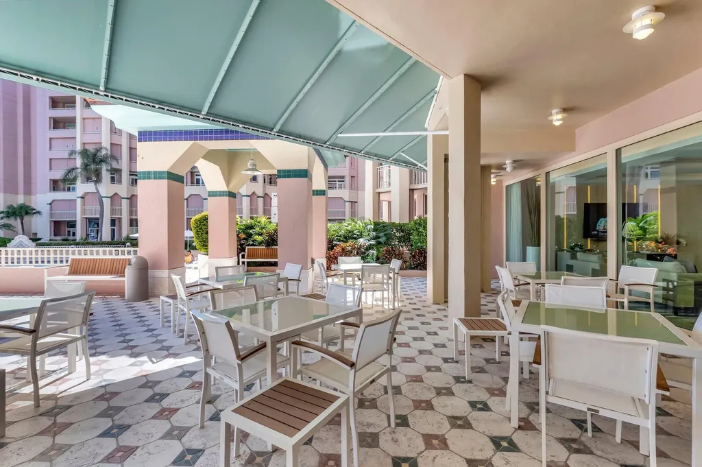 300 SE 5th Avenue Boca Raton FL 33432