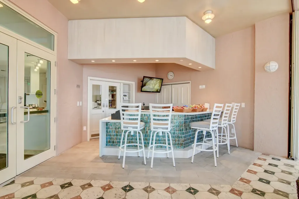 300 SE 5th Avenue Boca Raton FL 33432