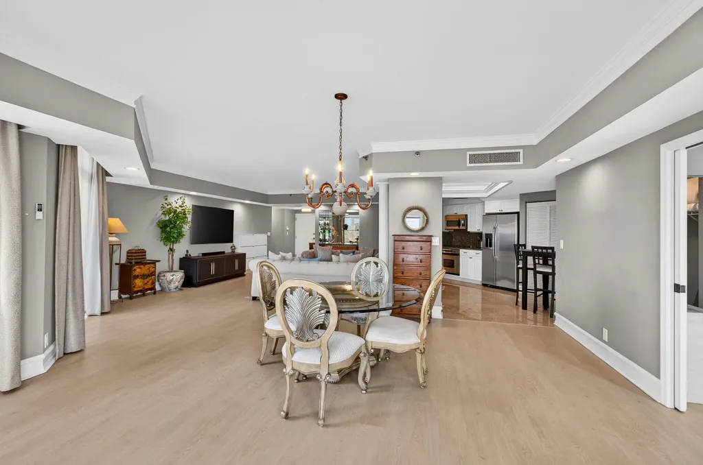 300 SE 5th Avenue Boca Raton FL 33432