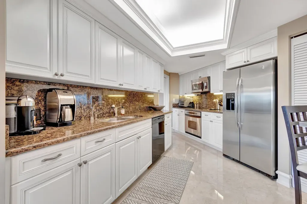 300 SE 5th Avenue Boca Raton FL 33432