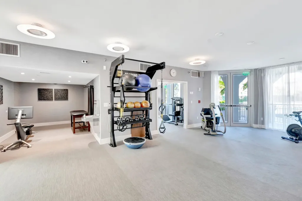 300 SE 5th Avenue Boca Raton FL 33432