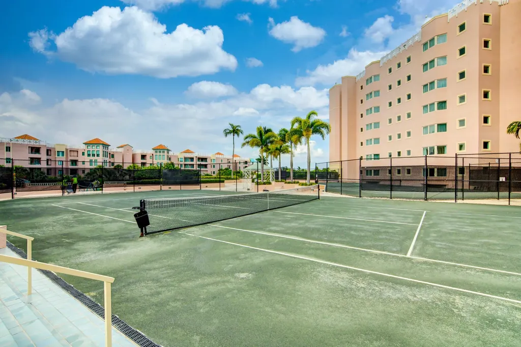 300 SE 5th Avenue Boca Raton FL 33432