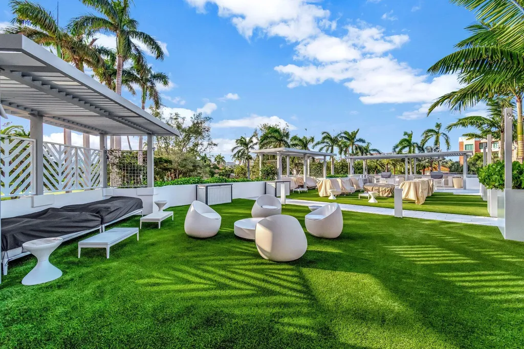 300 SE 5th Avenue Boca Raton FL 33432