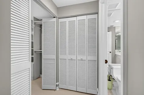 300 SE 5th Avenue Boca Raton FL 33432