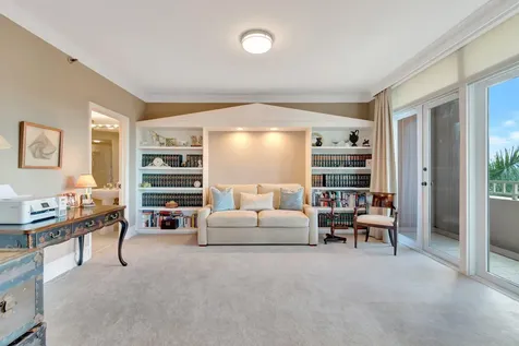 300 SE 5th Avenue Boca Raton FL 33432