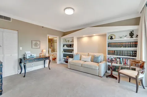 300 SE 5th Avenue Boca Raton FL 33432