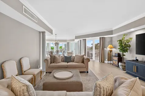 300 SE 5th Avenue Boca Raton FL 33432